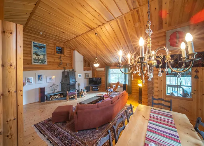 River- Luxury Lapland Villa *